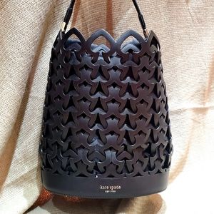 Kate Spade dorie medium bucket purse